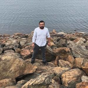 Meet your Posher, Luis